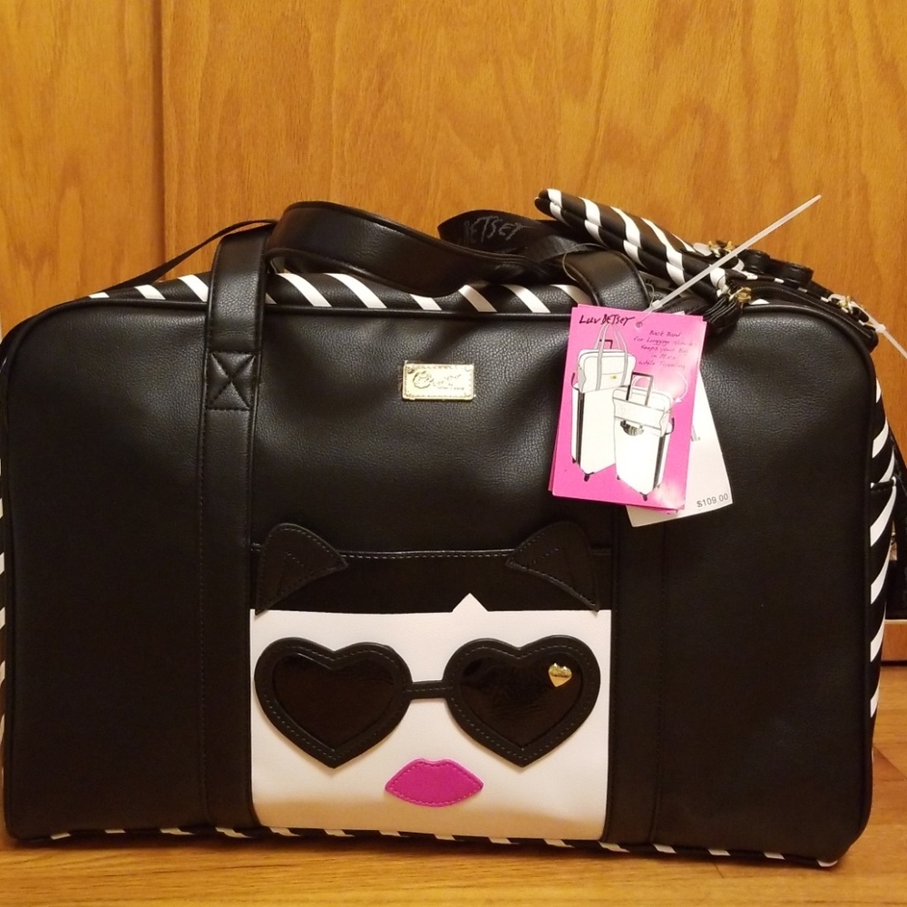 💚 Betsey Johnson Weekender Bag